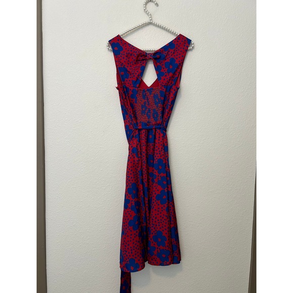ModCloth Timeless Magnetism A-Line Dress Size Medium Red Blue Floral Knee Length - Picture 12 of 16